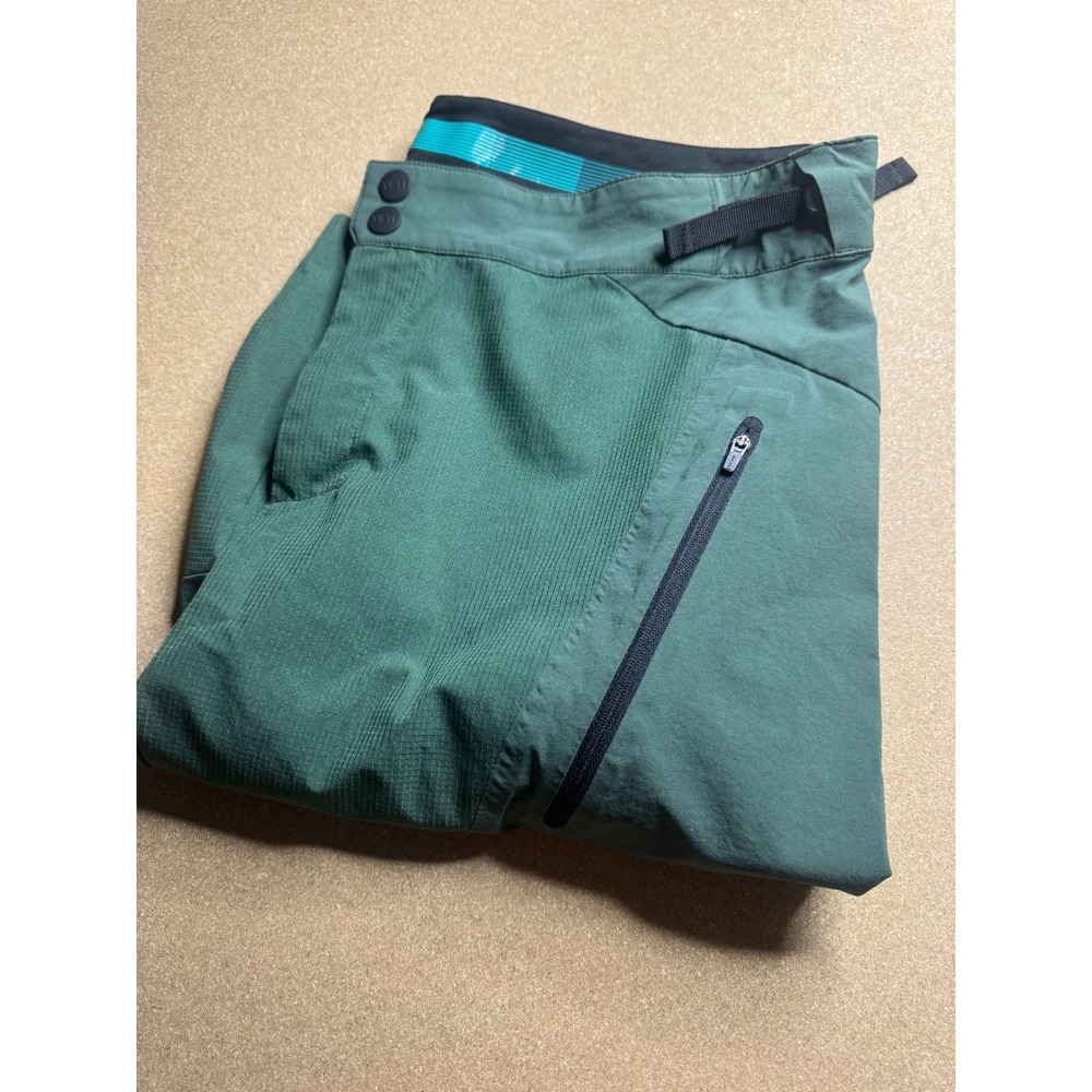 Yeti Cycles Turq Series MTB Mountain Bike Shorts Mens XL Green 2022 Trail Riding